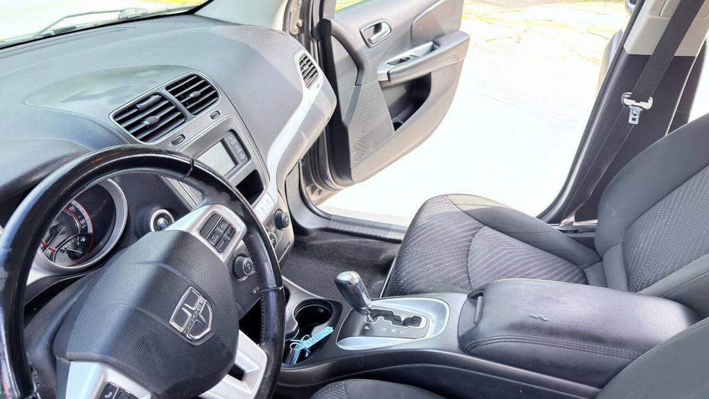 2012 Dodge Journey SXT - Photo 9