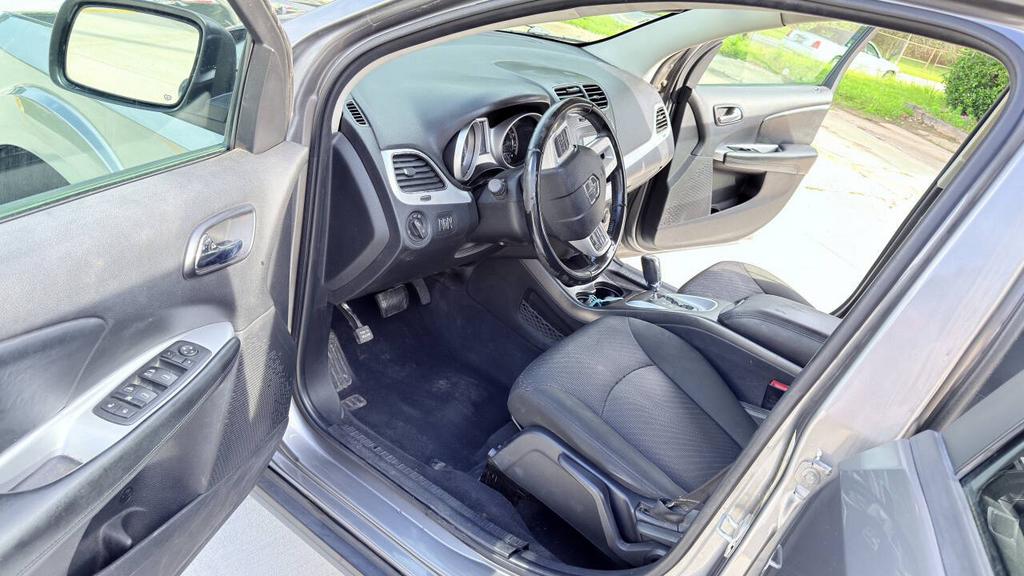 2012 Dodge Journey SXT - Photo 10