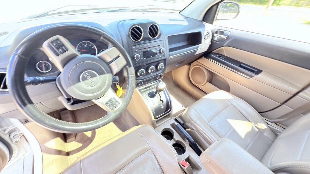 2011 Jeep Compass Limited - Photo 20