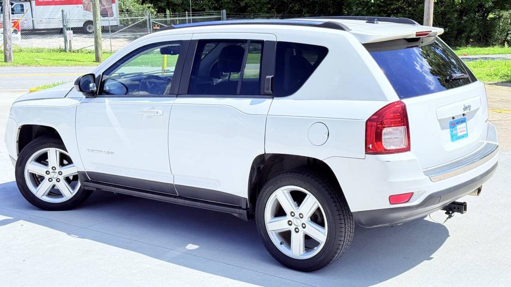 2011 Jeep Compass Limited - Photo 29