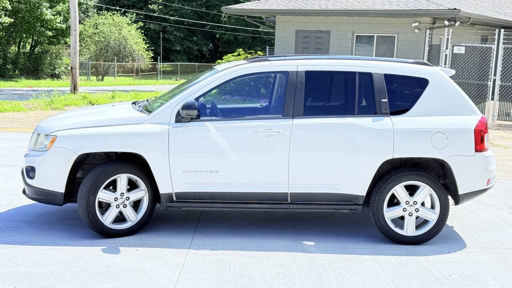 2011 Jeep Compass Limited - Photo 30