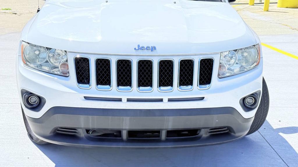 2011 Jeep Compass Limited - Photo 32