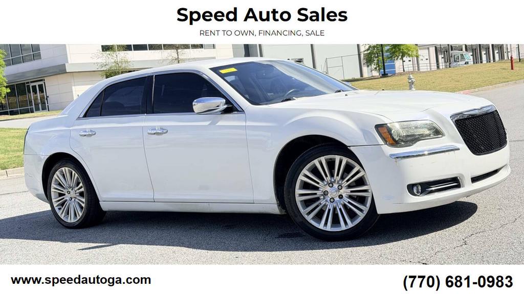 2011 Chrysler 300 Limited's photo