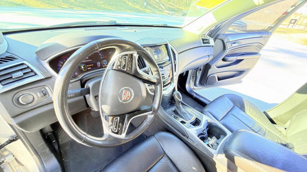 2014 Cadillac SRX Base - Photo 16