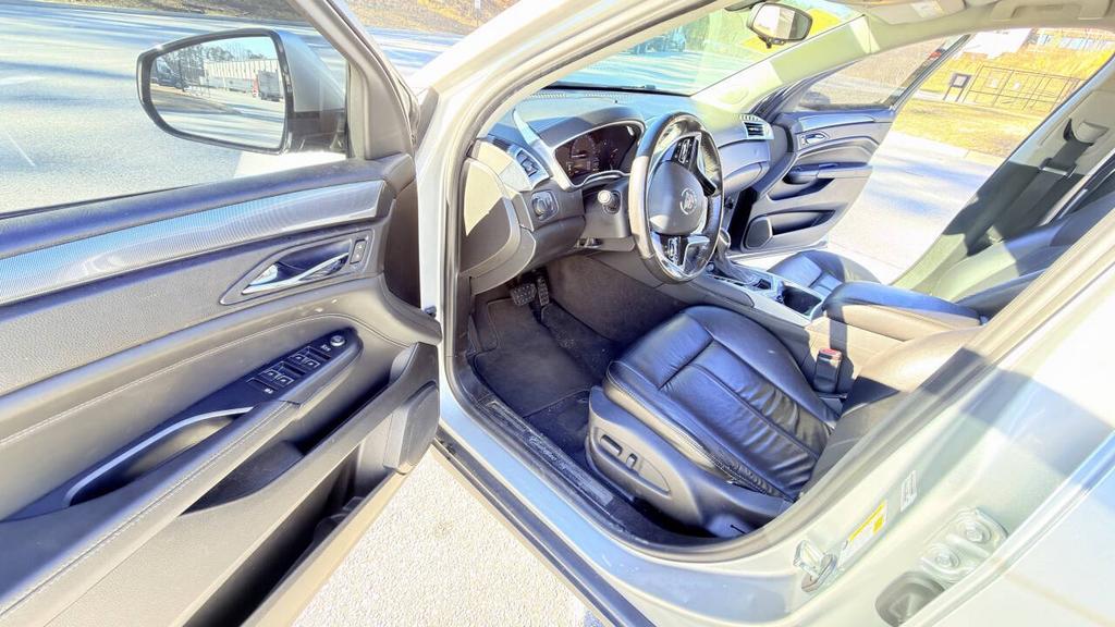 2014 Cadillac SRX Base - Photo 13