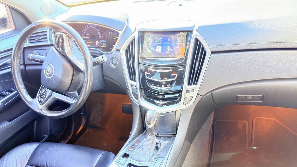2014 Cadillac SRX Base - Photo 18