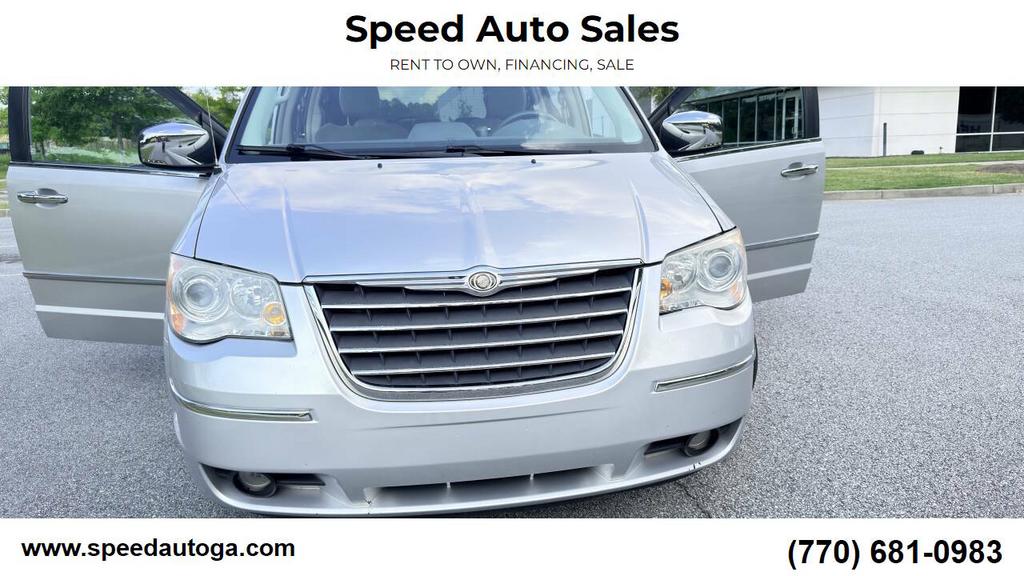 2010 Chrysler Town & Country