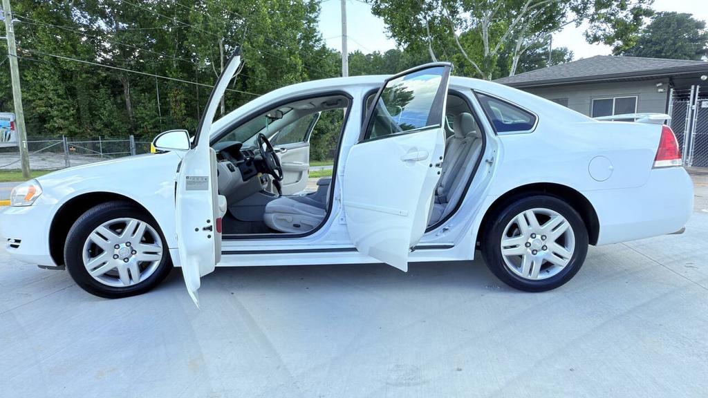 2012 Chevrolet Impala LT - Photo 11